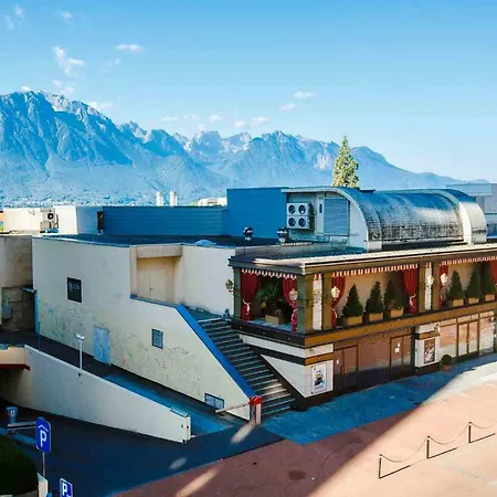 ☆ | Terrace & Private Parking ☆ * Montreux