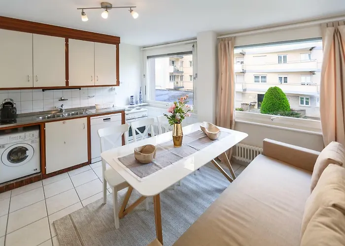 ☆ | Terrace & Private Parking ☆ Montreux