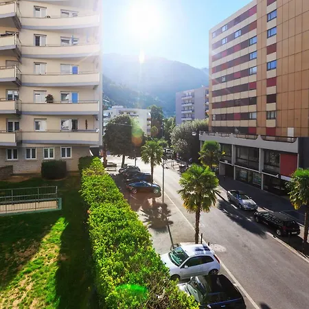 ☆ | Terrace & Private Parking ☆ شقة مونترو